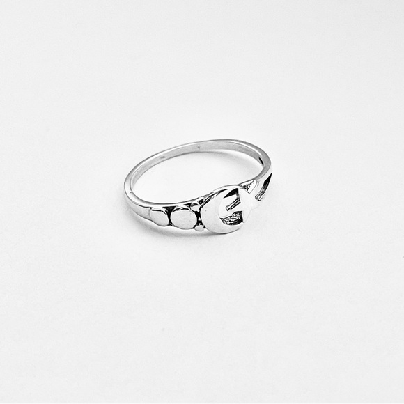 Sterling Silver Small Crescent Moon and Star Ring with Dots, Celestial Rings - Picture 10 of 12
